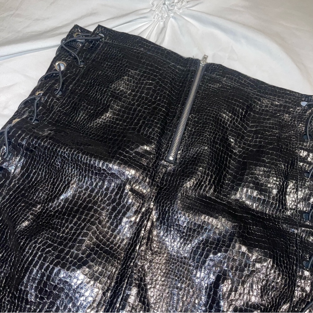 PLT Faux Leather Skirt - Picture 7 of 8